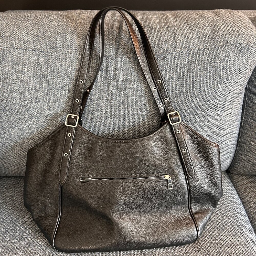 Coach Meadow shoulder bag in black - Picture 2 of 3